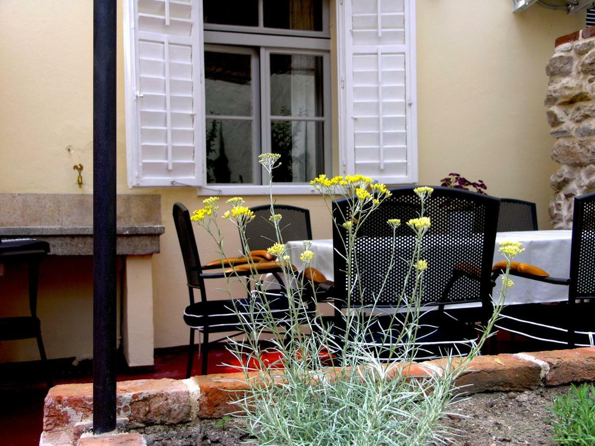 Holiday Home Lija Center Раб Экстерьер фото