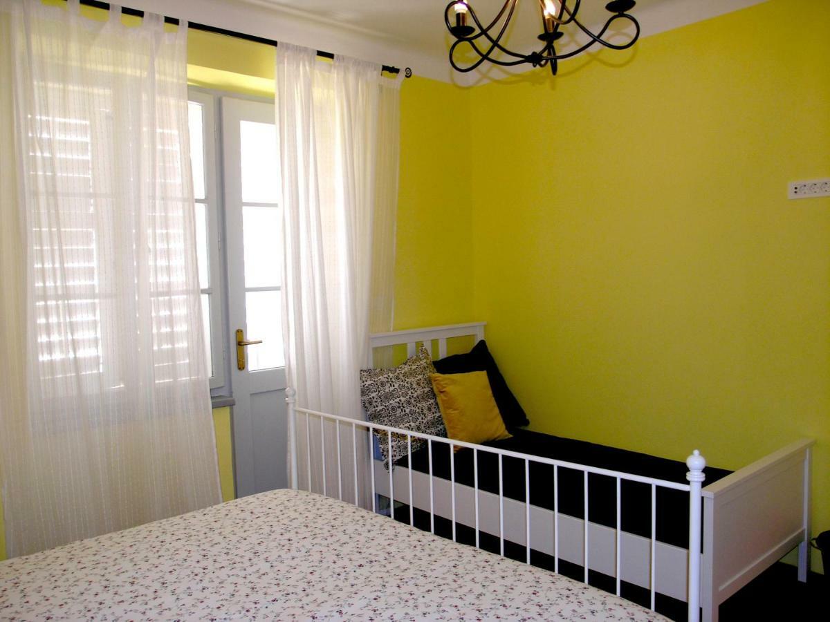 Holiday Home Lija Center Раб Экстерьер фото