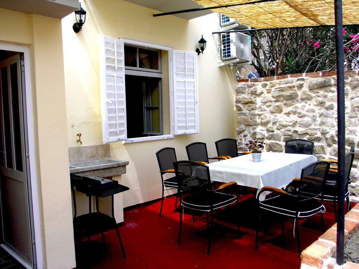 Holiday Home Lija Center Раб Экстерьер фото