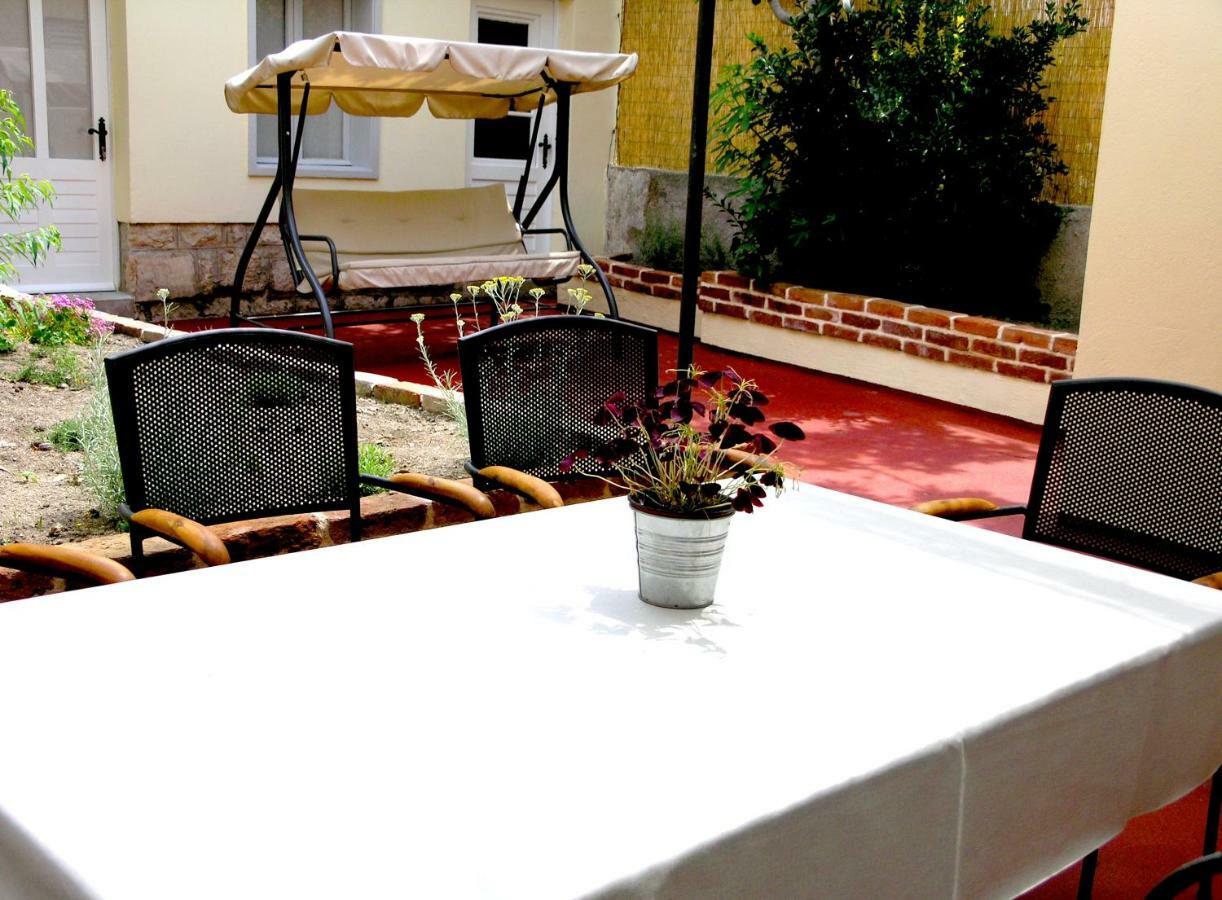 Holiday Home Lija Center Раб Экстерьер фото