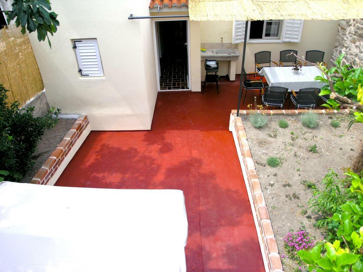Holiday Home Lija Center Раб Экстерьер фото